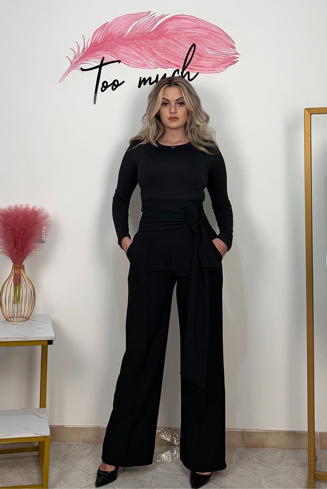 Pants Influencer