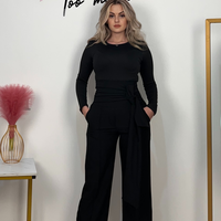 Pants Influencer